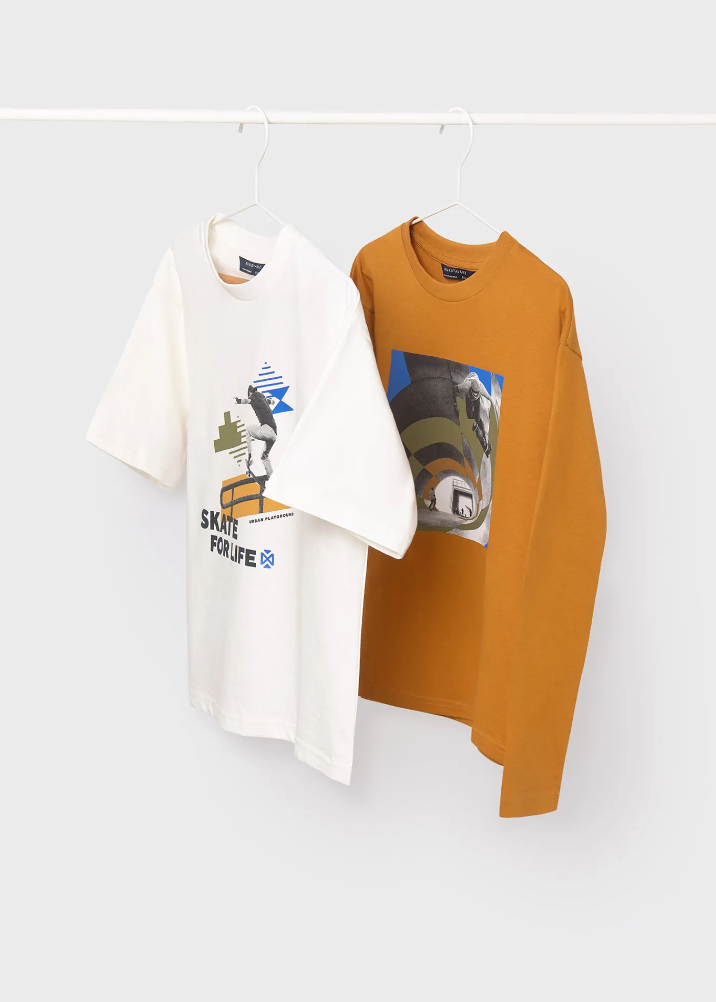 Flash Sale Set 2 camisetas diferentes mangas chico Camisetas
